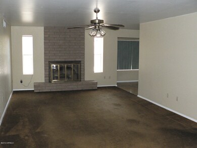 1001 E Rockwood Dr, Phoenix, AZ 85024 - photo 2