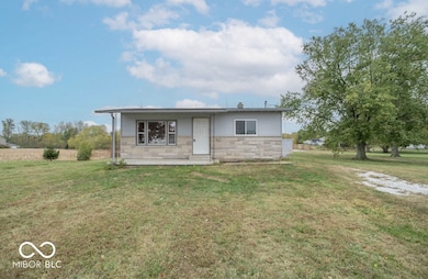 3439 W US Highway 40, Clayton, IN 46118 - photo 4