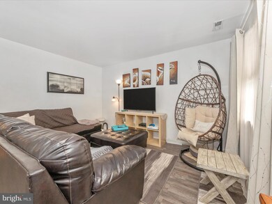 6436 Lincoln Ct, Glen Burnie, MD 21061 - photo 5