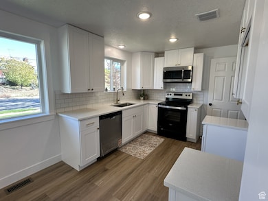 131 N Terrace Dr, Clearfield, UT 84015 - photo 7