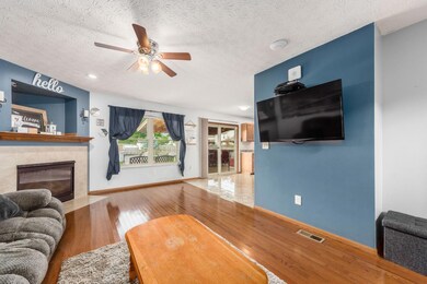 014_16f4e_Z 1749 Bluhm Rd 017