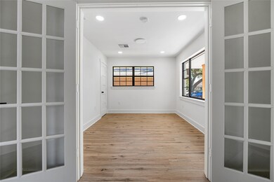 1719 Haverhill Dr, Houston, TX 77008 - photo 3