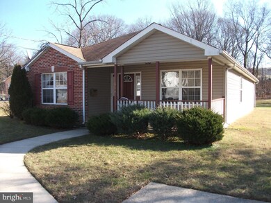 614 E Evesham Ave, Magnolia, NJ 08049 - photo 2