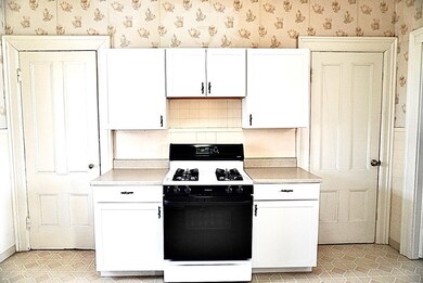 75 Parker St unit 1, Indian Orchard, MA 01151 - photo 3