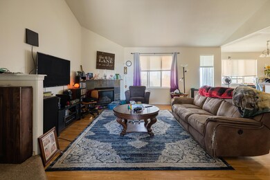 2520 NE 9th St 4 of 19