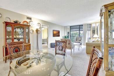 1001 Colony Point Cir unit 514, Pembroke Pines, FL 33026 - photo 2