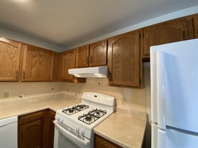 383 Huse Rd unit 29, Manchester, NH 03103 - photo 6