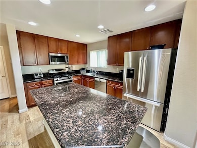 7265 Sterling Rock Ave, Las Vegas, NV 89178 - photo 7