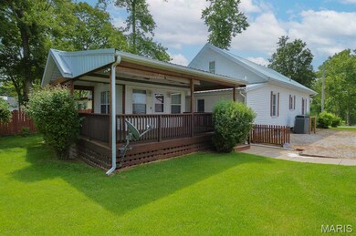 203 W 1st St, Ellis Grove, IL 62241 - photo 4