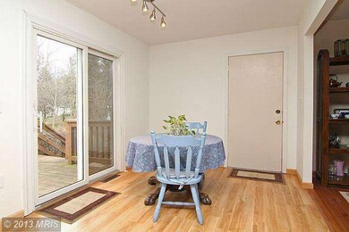 604 Falmouth Ct, Sykesville, MD 21784 - photo 4