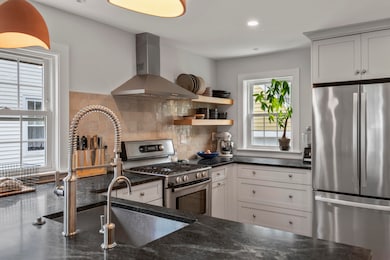 8_76 Frances St_Morneau Studios_Print