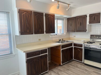 1927 Manchester Ave, Westchester, IL 60154 - photo 5