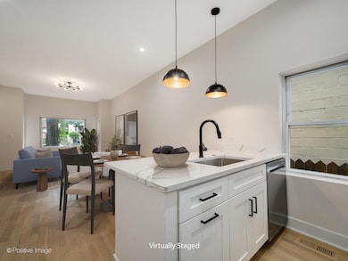 2142 N Maplewood Ave unit 1F, Chicago, IL 60647 - photo 3