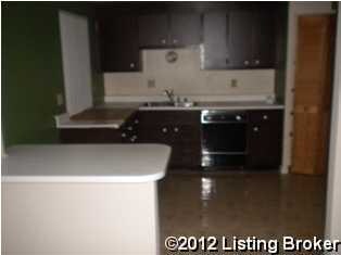 7018 Applegate Ln, Louisville, KY 40228 - photo 3