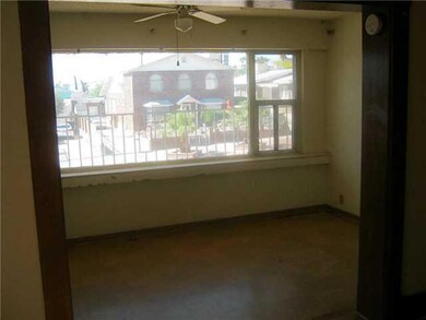 2733 Gold Ave, El Paso, TX 79930 - photo 4