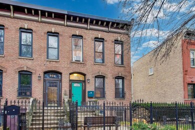 902 S Claremont Ave unit 1, Chicago, IL 60612 - photo 2