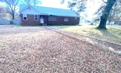 201 Park, Parkin, AR 72373 - photo 2