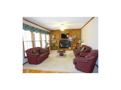 Spacious Greatroom with Wall of Windows, Built-Ins