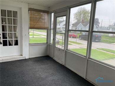 2846 111th St, Toledo, OH 43611 - photo 3