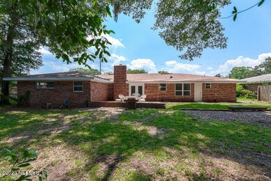 1005 Parkridge Cir E, Jacksonville, FL 32211 - photo 5