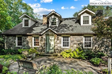 1348 Main St, Blowing Rock, NC 28605 - photo 4