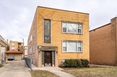 6207 N Sacramento Ave, Chicago, IL 60659 - photo 2