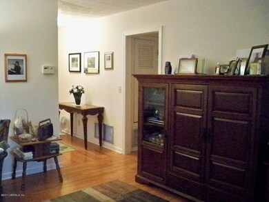 3708 Torres Ct, Jacksonville, FL 32210 - photo 6