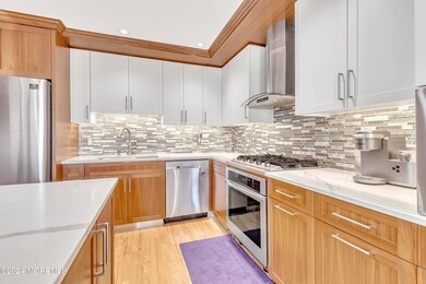 57 Bridgewaters Dr unit 22, Oceanport, NJ 07757 - photo 4