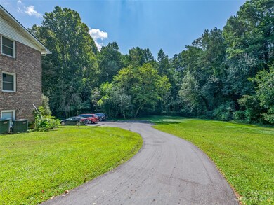 162 Allenwood Cir, Hendersonville, NC 28792 - photo 4