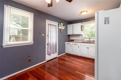 2012 Urban Dr, Greensboro, NC 27403 - photo 7
