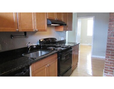 4 Michelangelo St unit 9, Boston, MA 02113 - photo 3