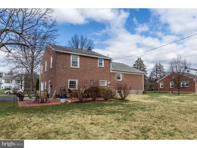 110 Canterbury Dr, Wallingford, PA 19086 - photo 3
