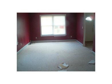 608 S Butler Blvd, Lansing, MI 48915 - photo 2