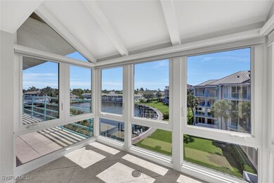 Massive amounts of natural daylight