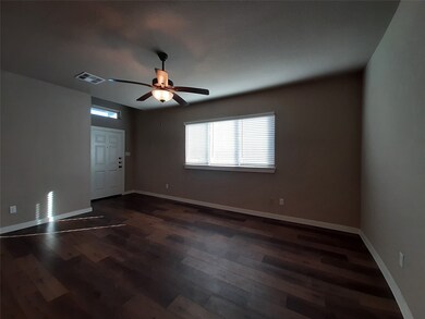 9741 Grosbeak Ln, Magnolia, TX 77354 - photo 5