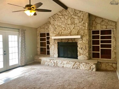 1547 Malcolm Ln, Wichita Falls, TX 76302 - photo 6