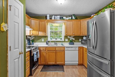 104 Hazelwood Ct, Oxford, NC 27565 - photo 6