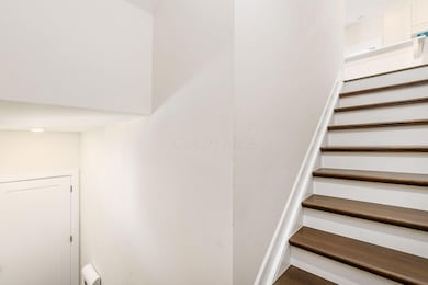 006_Ave Columbus OH 43212 USA