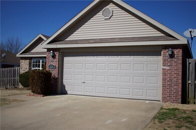 1434 Leesburg Ave, Springdale, AR 72764 - photo 6