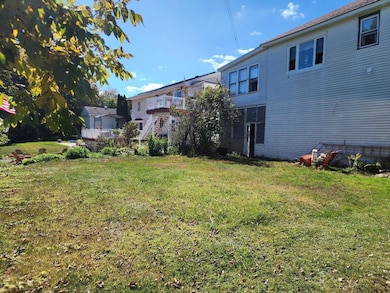 342 1st Ave, Berlin, NH 03570 - photo 3