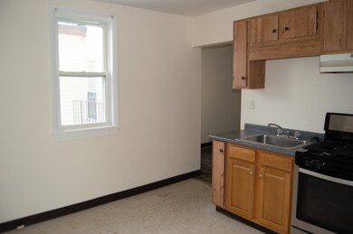 49 Cross St, Nashua, NH 03064 - photo 4