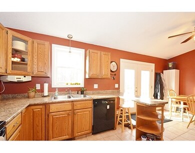 357 Baldwin Dr, Leominster, MA 01453 - photo 3