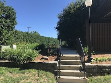 63 Hatfield St unit 4, Northampton, MA 01060 - photo 5