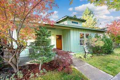 20629 Foxborough Ln, Bend, OR 97702 - photo 3