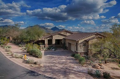 Private corner lot