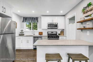 24 Chain Blvd, Bayville, NJ 08721 - photo 4