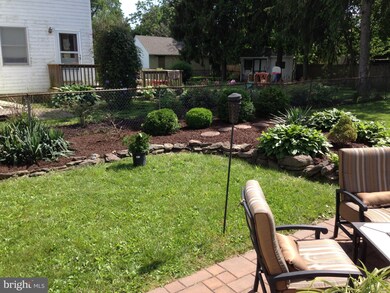 321 Roberts Ave, Conshohocken, PA 19428 - photo 3