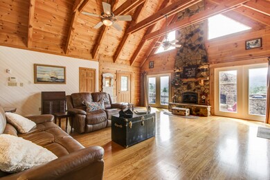 003-243675-_MG_6314_5_6_7_8Interior_5442