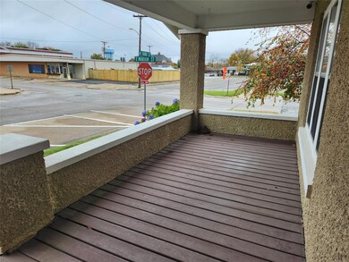 Covered Porch