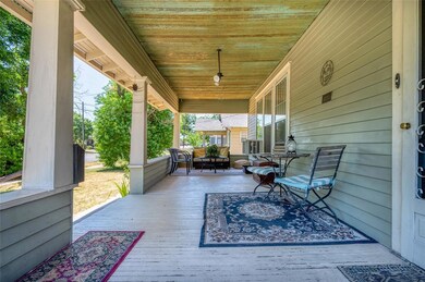 802 N Walnut St, Sherman, TX 75090 - photo 4